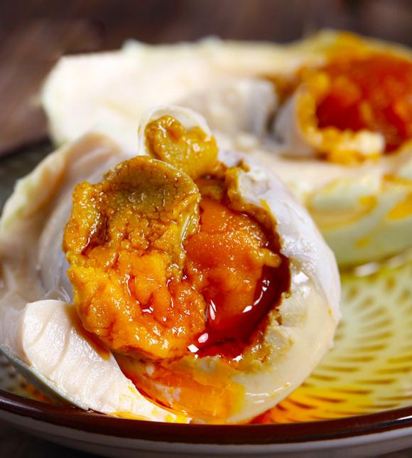 外国人吃粽子就是不按常理出牌,韩国日本的粽子吃法