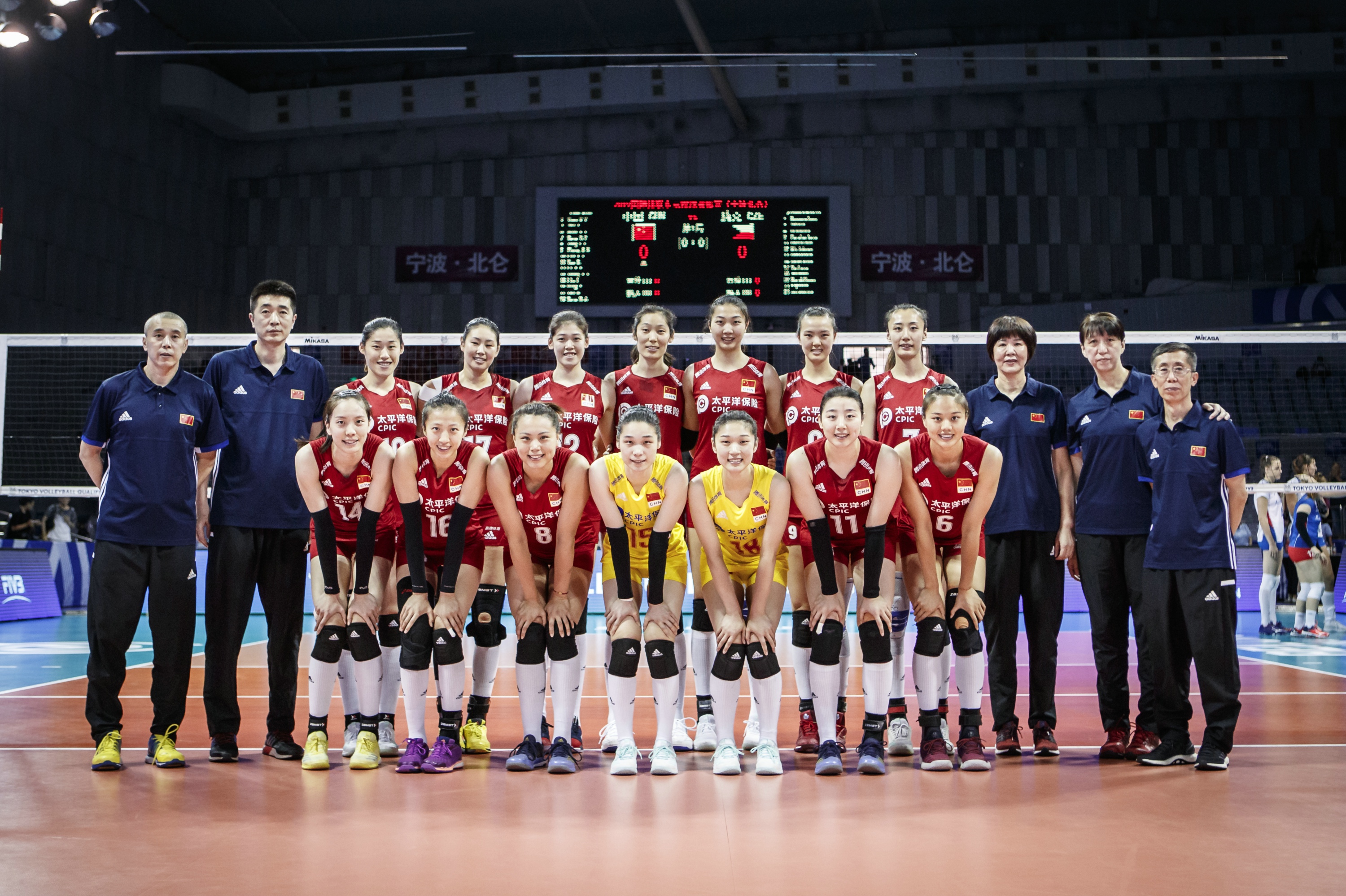 排球装备推荐必备的排球装备盘点,打排球必备护具装备有哪些