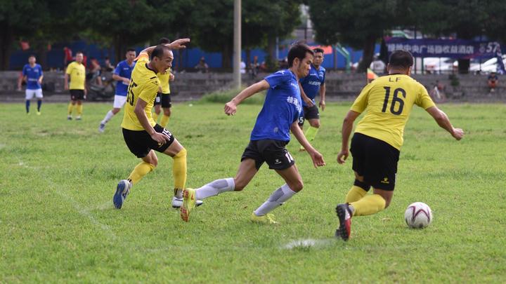 广西公益足球邀请赛,公益捐赠献爱心助力防疫显真情