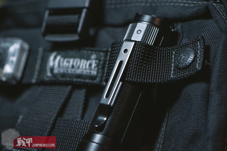 fenixtk30手电测评,fenixtk30激光手电拆解