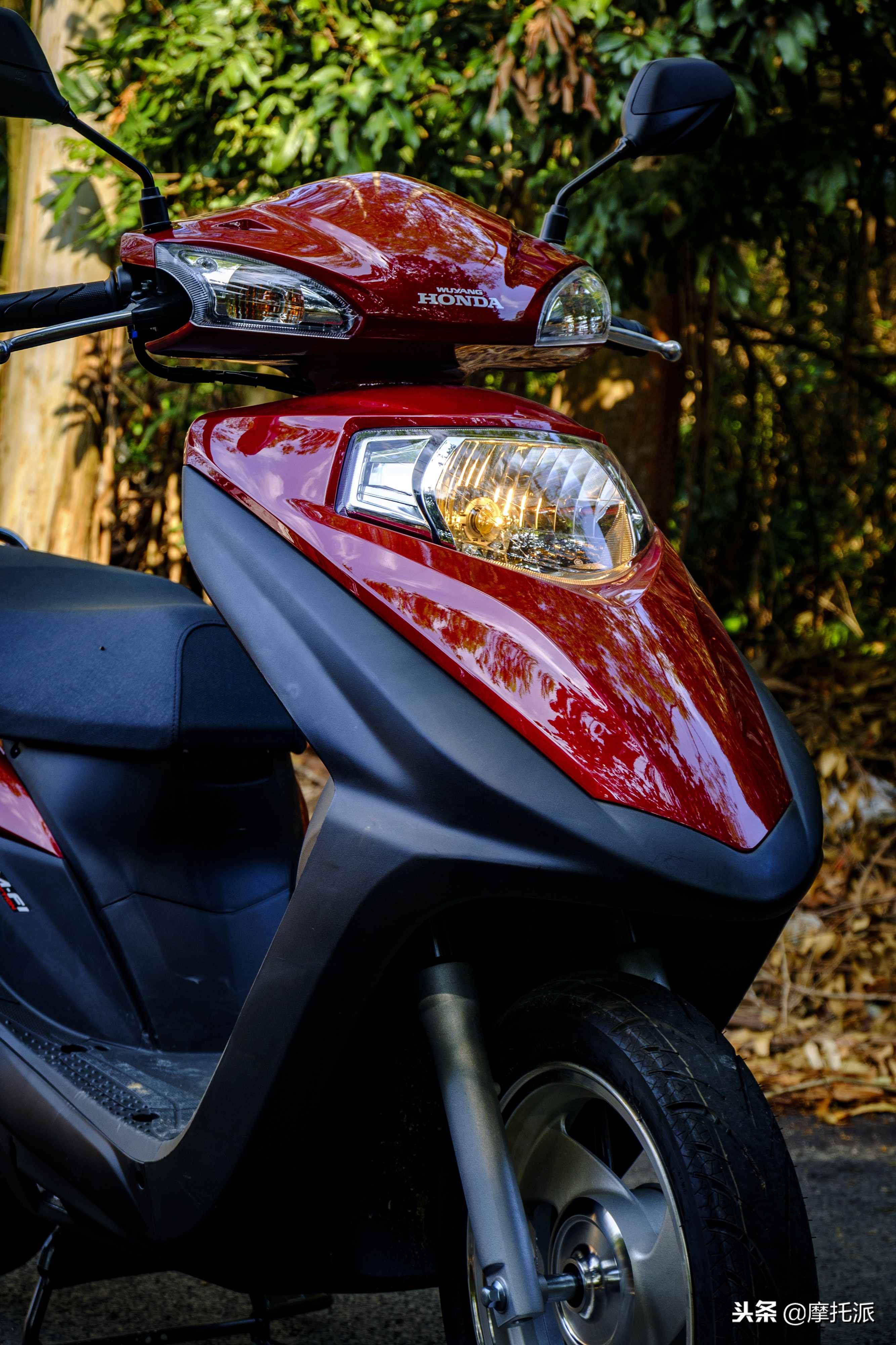 五羊本田新喜鲨125落地价,五羊本田喜鲨125摩托车落地多少钱