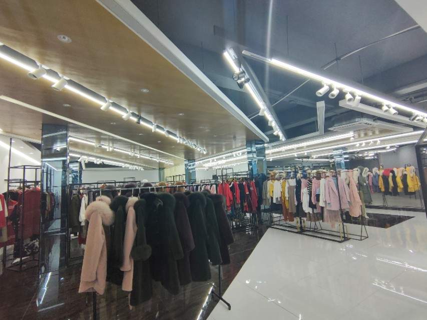 广州伊曼女装,广州伊曼尾货批发市场