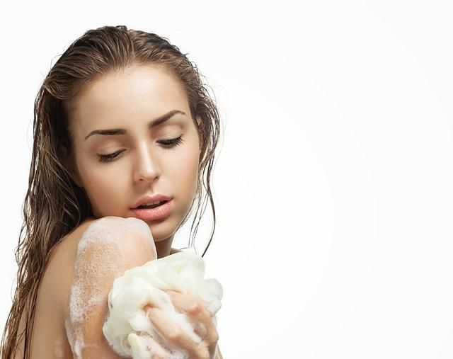 酸性沐浴露和碱性沐浴露的区别,弱酸性沐浴露的ph是多少