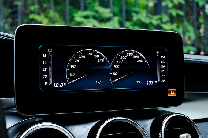 奔驰c级180落地多少钱,豪华奔驰180