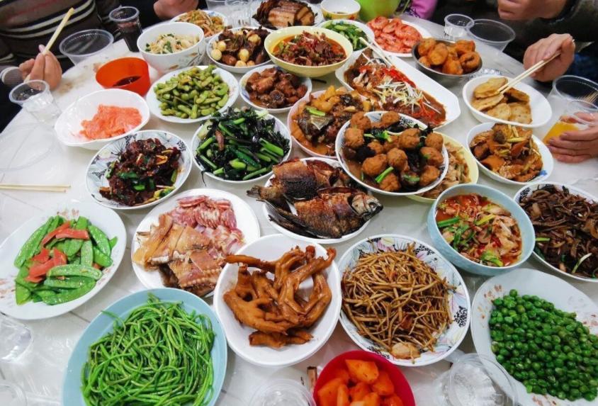 璐拱鐧介厭濡備綍鐪嬫槸绾伯椋熼厭,甯傚満涓婁拱鐨勭櫧閰掑ぇ閮芥槸閰掔簿閰掑悧