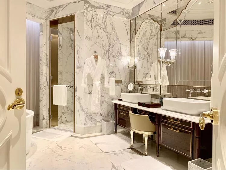 珠海瑞吉酒店游泳池,珠海市瑞吉酒店在哪里呀