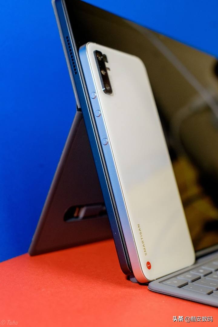 透过便携屏，窥见未来——坚果*NTT**go使用体验