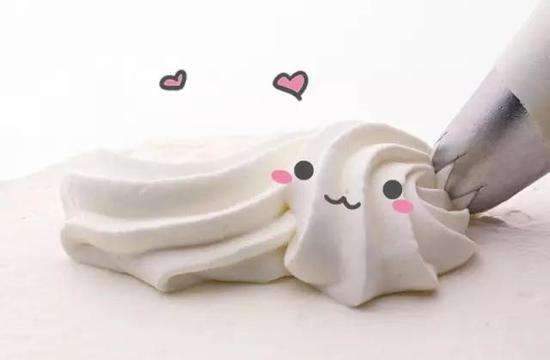 西餐的黄油是什么,黄油奶油和奶酪奶油哪个好吃