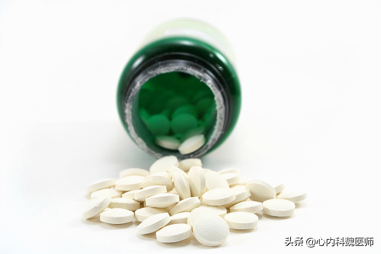 高血压为什么吃叶酸和维生素b1,h型高血压补充叶酸每天服用多少mg