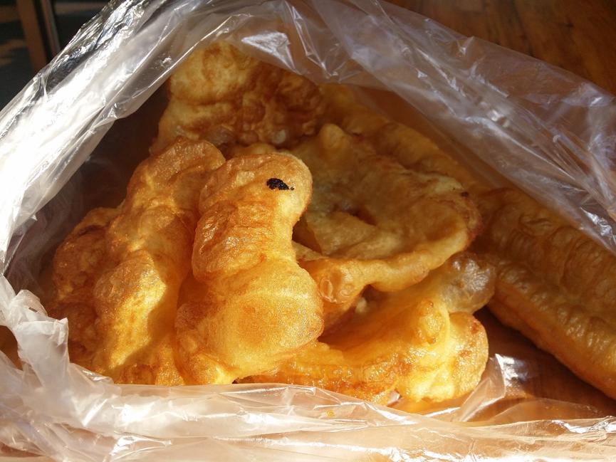 一边写一边流口水,红谷滩这些店可要好好的啊,脱下口罩我就来