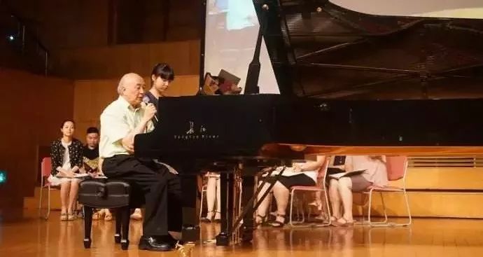 弹琴手指绵软无力怎么办,李云迪是怎么练琴的