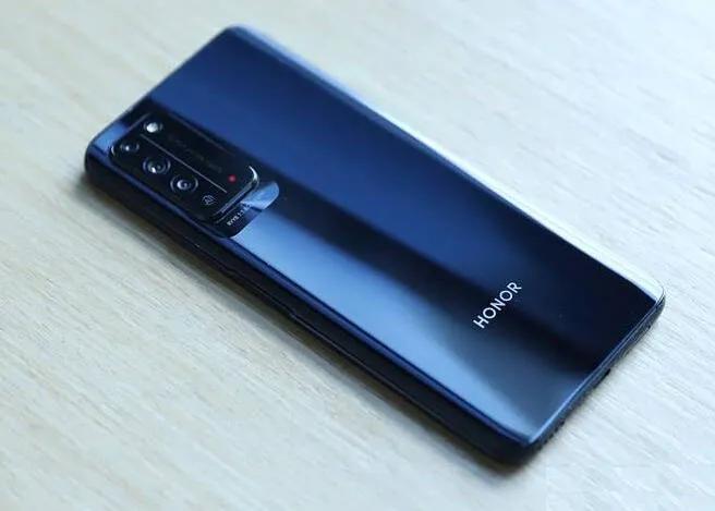 荣耀手机还能再创辉煌吗,荣耀手机现在发展得怎么样