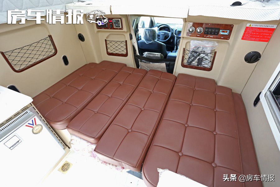 单排四驱自动挡皮卡c型房车测评,d-max单排升顶皮卡房车