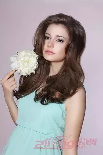 熬夜皮肤暗黄干燥怎么恢复,熬夜皮肤变黑怎么修复