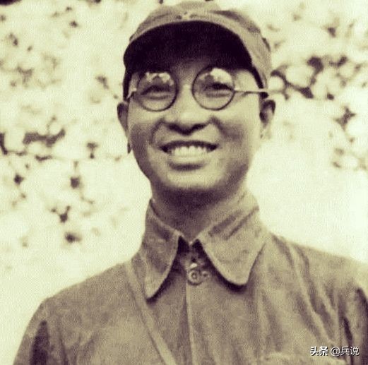 日军深夜偷袭，*伯承刘**和陈赓险遭不测，5名警卫员壮烈牺牲