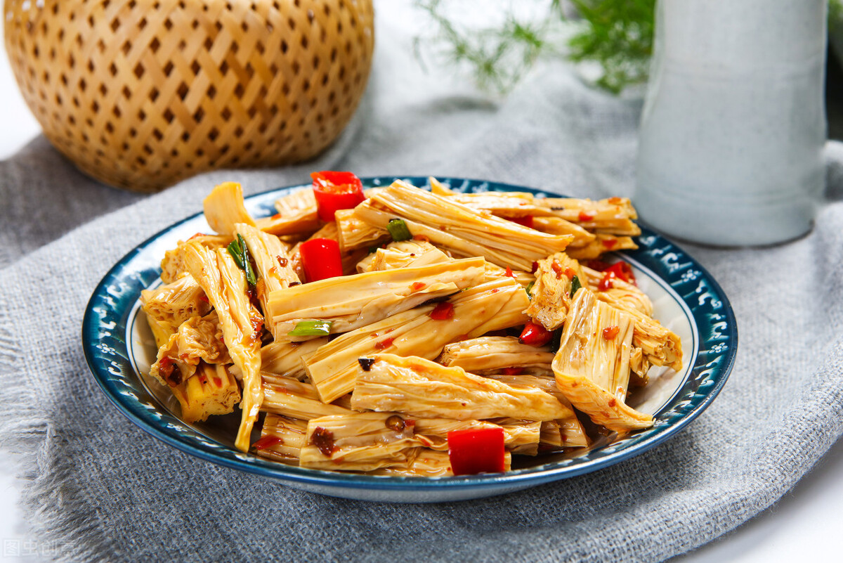 九江网红瓦罐汤哪家最好,九江美食四菜一汤