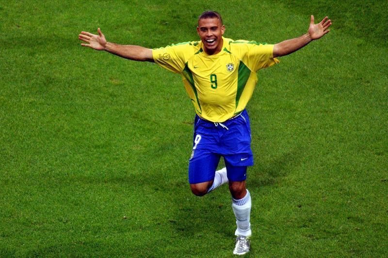 7号c罗和10号迪巴拉,7号c罗vs9号c罗