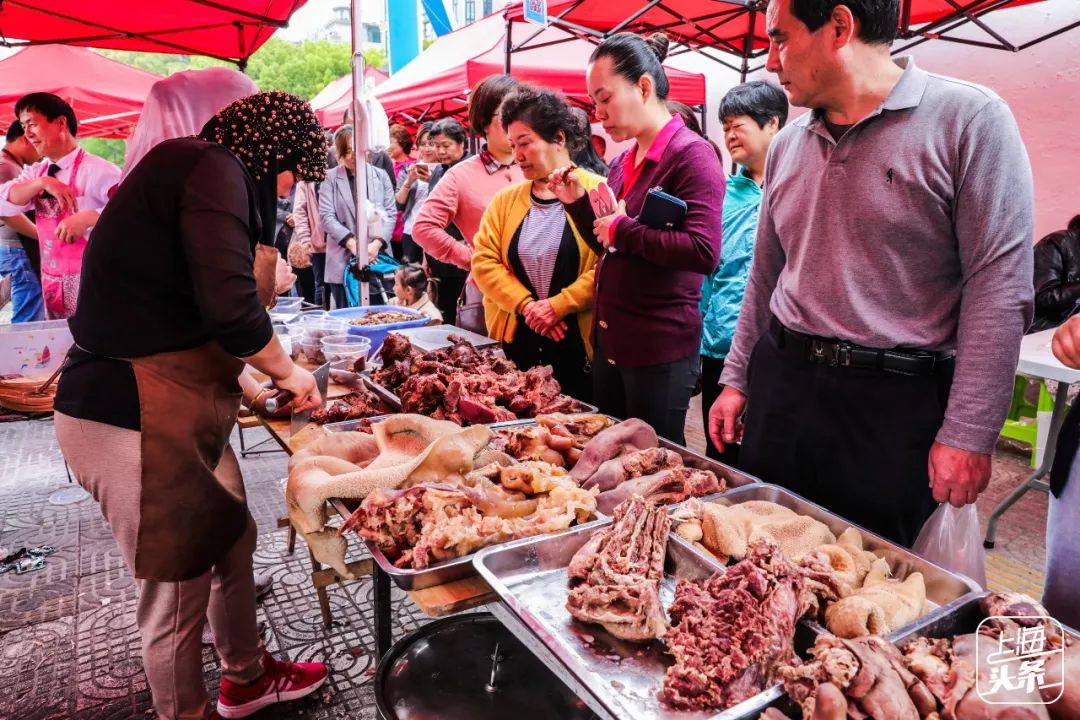 结棍！浦东版的“小*疆新**”美食一条街，让全上海人都羡慕