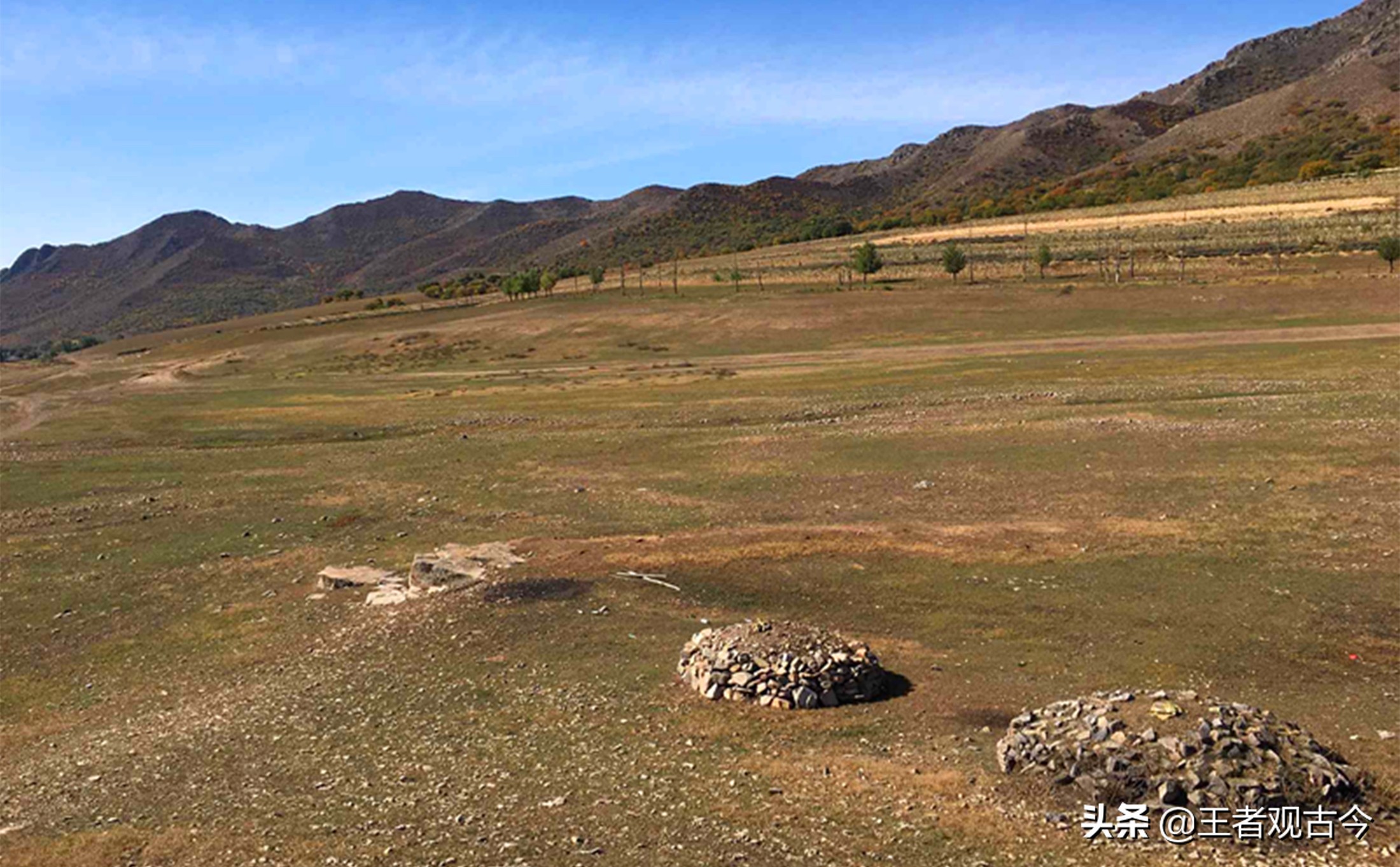 契丹五京路路相连：先以上京、后以中京为中心，联系其他三京