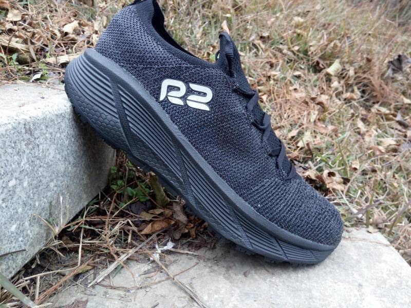 r2realrun跑步鞋测评,r2realrun云跑鞋减震跑步鞋