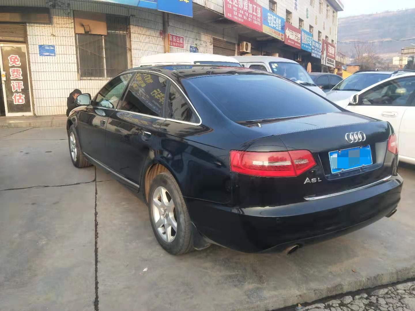 8000元的奥迪a6老款,8万多的奥迪a6l手动挡