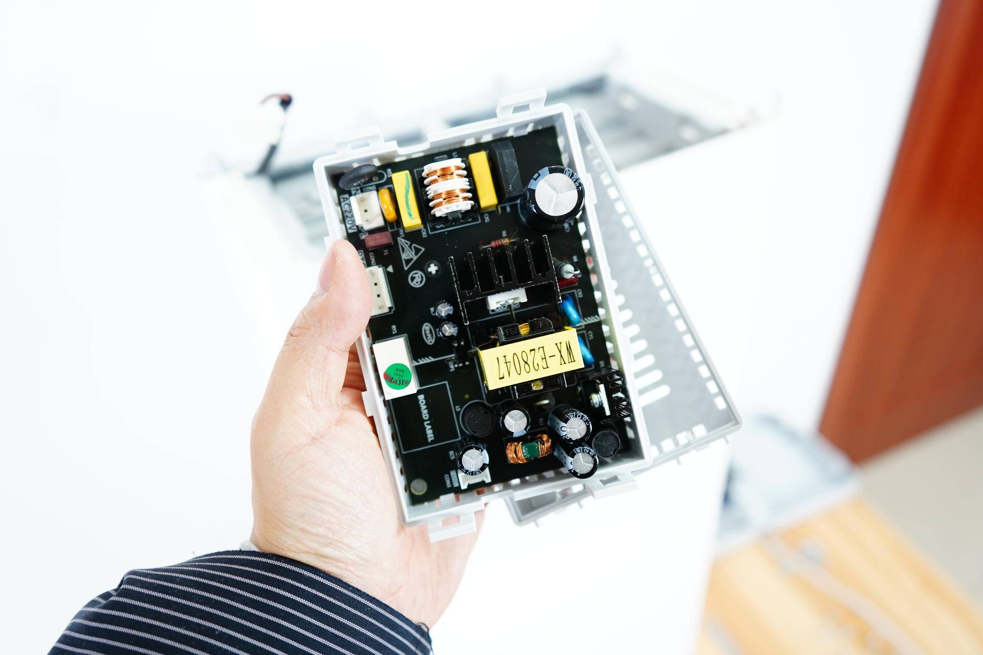 细分产品线还是市场需求——小米A1新风机,我们拆个透彻操作