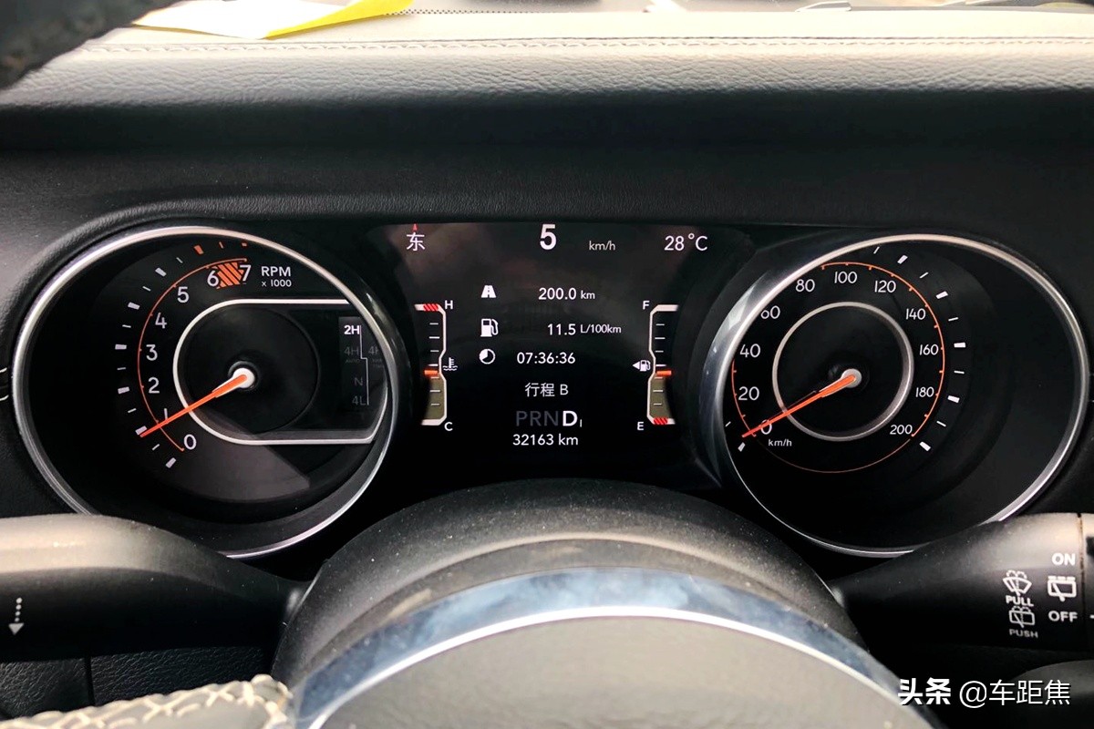 牧马人沉浸式体验白色内饰,体验牧马人卢比肯