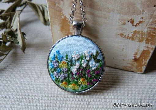 简单的刺绣秒学会,简单做美丽项链