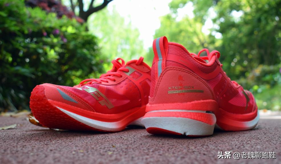 为什么跑步新手不推荐碳板跑鞋,为什么跑步不推荐穿篮球鞋