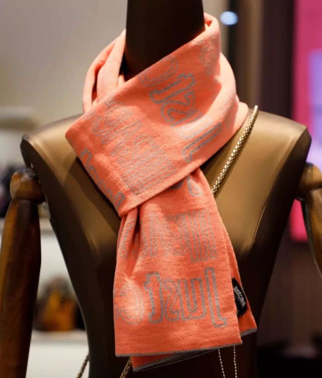 奥莱名品折扣店是正品吗,奥莱国际购物中心大牌专柜在哪