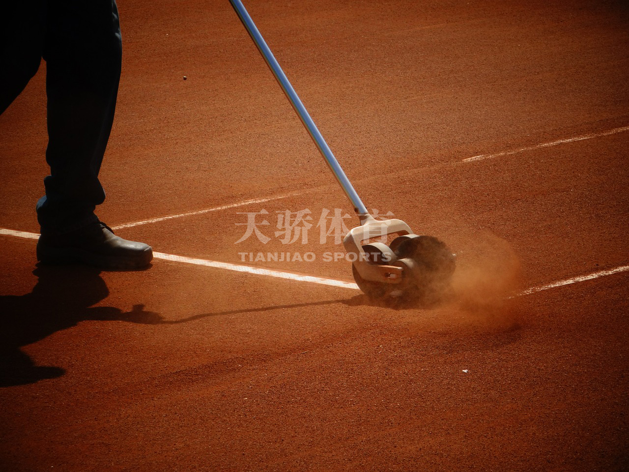 新型红土网球场,红土网球场的红土造价