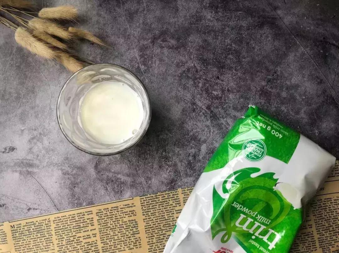 怎样选脱脂奶粉才是正确的,脱脂奶粉和高钙脱脂奶粉的区别