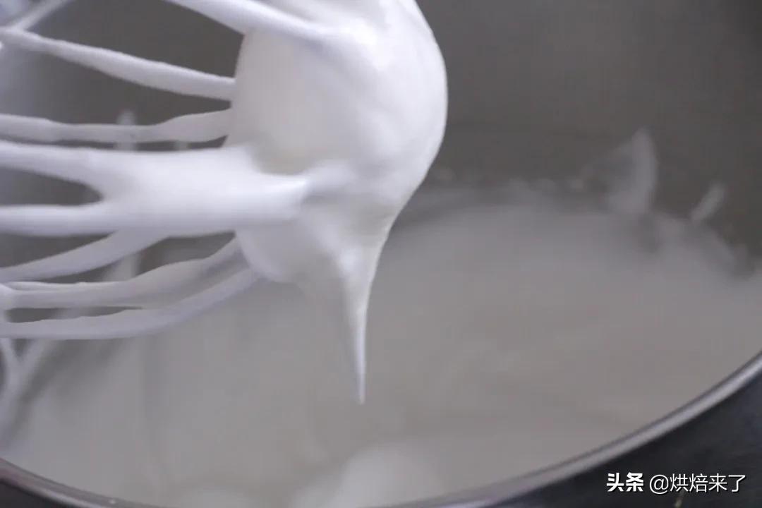烘培蛋白打发技巧,烘焙打发蛋白图片讲解