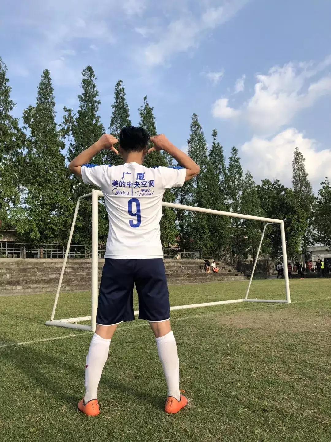 「人物」中建西南院梁川：我和足球的不锈时光