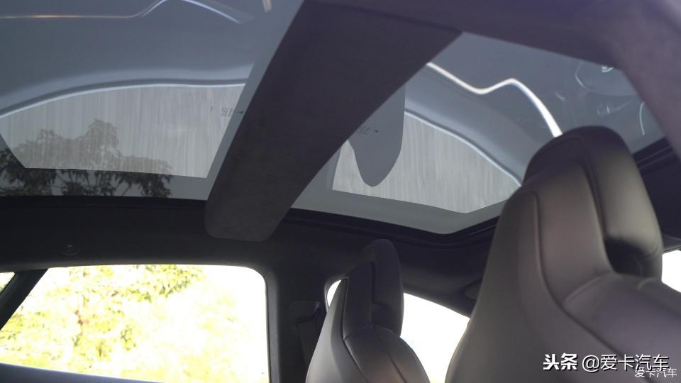 老款特斯拉modelsp100d续航,第一次买车特斯拉