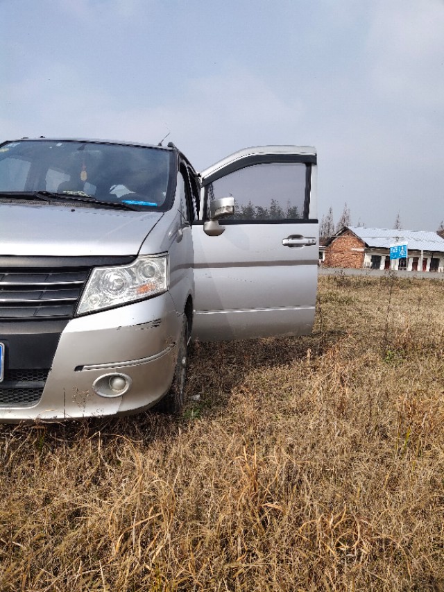 买国产车几万块的,国产车一万左右的车