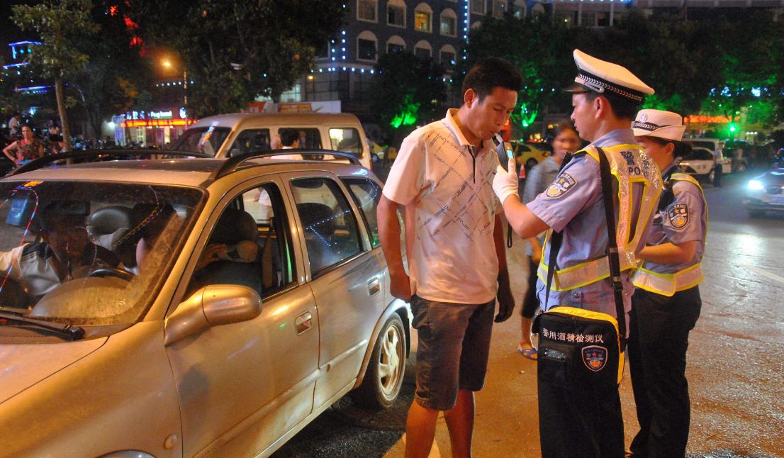 对方酒驾可以要求赔新车嘛,对方酒驾可以私下和解吗