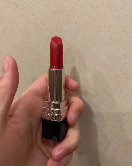 迪奥740999,迪奥999和740哪个色号好看