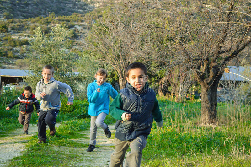 有点二的笑话，让你见笑了