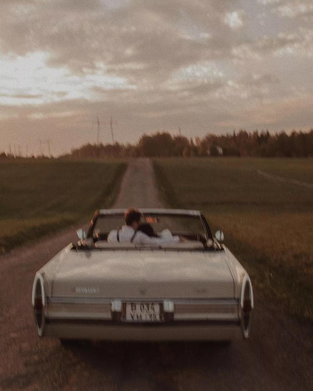 一组高级感十足的婚纱照,国外经典婚纱照