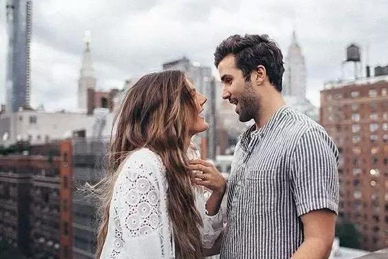 放不下深爱的那个人怎么办,放不下一个深爱的人最有效方法