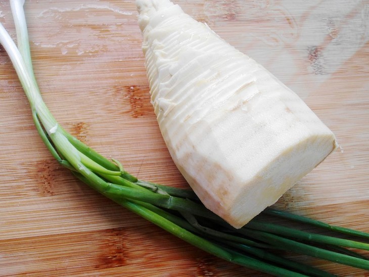 春笋的正确焯水不涩口,怎样去除春笋的苦涩味道