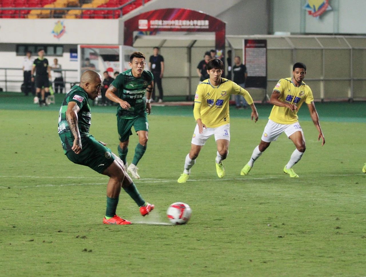 绿城申鑫集锦,中甲浙江绿城5:0上海申鑫视频