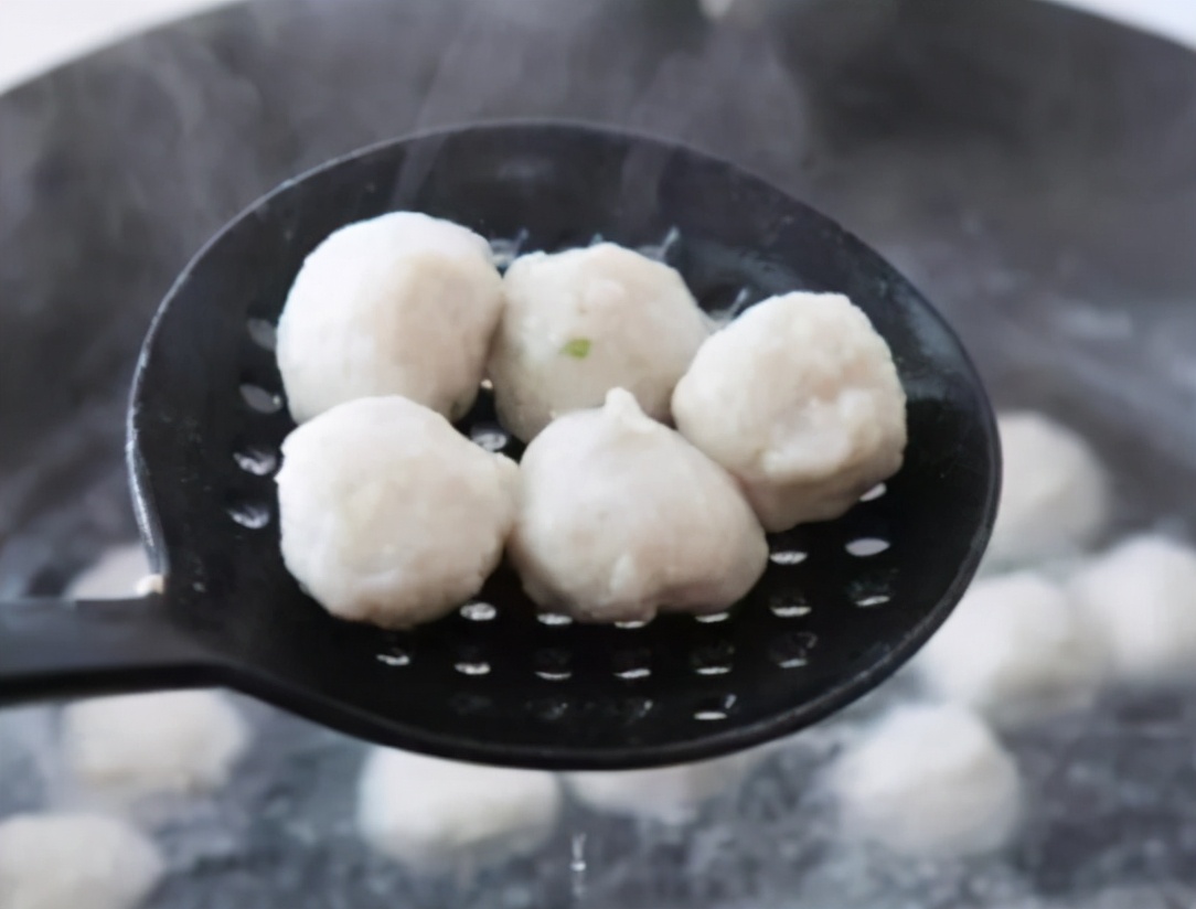 市场的鱼丸可以放心吃吗,市面上的鱼丸真的有鱼肉吗