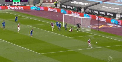 林加德梅开二度,林加德破门解说