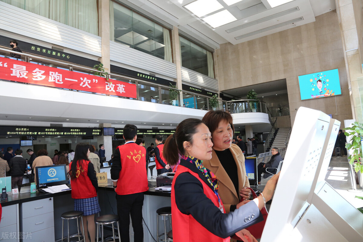 体制外合同工真实收入,三元合同工工资