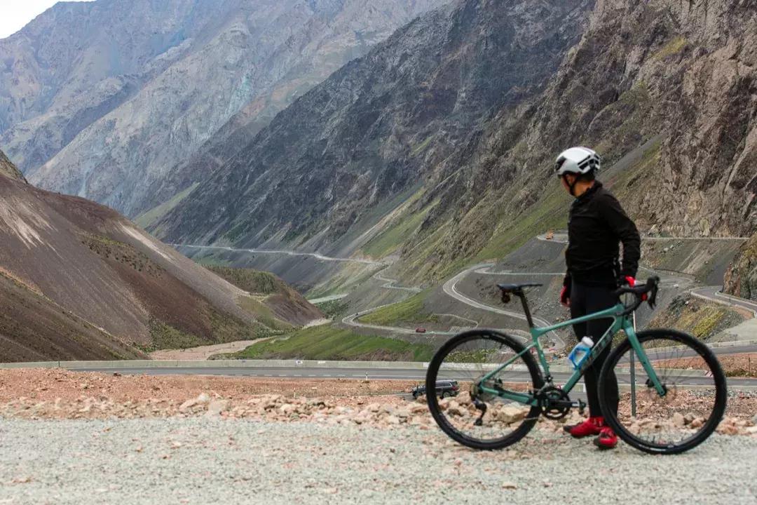 捷安特revolt上坡感受,捷安特revolt骑行视频