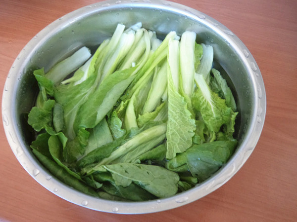 这道菜要常吃美容养颜少女感满满,女生必备的补血养颜的菜