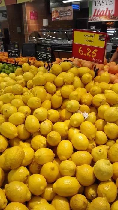 迪拜土豪中国旅游花多少钱,中国土豪vs迪拜土豪