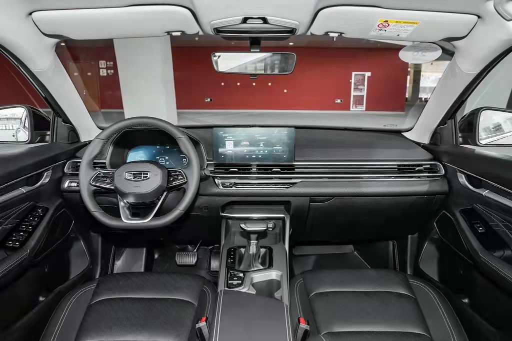 吉利帝豪第四代2023款与缤瑞,吉利星瑞豪华版全款落地价